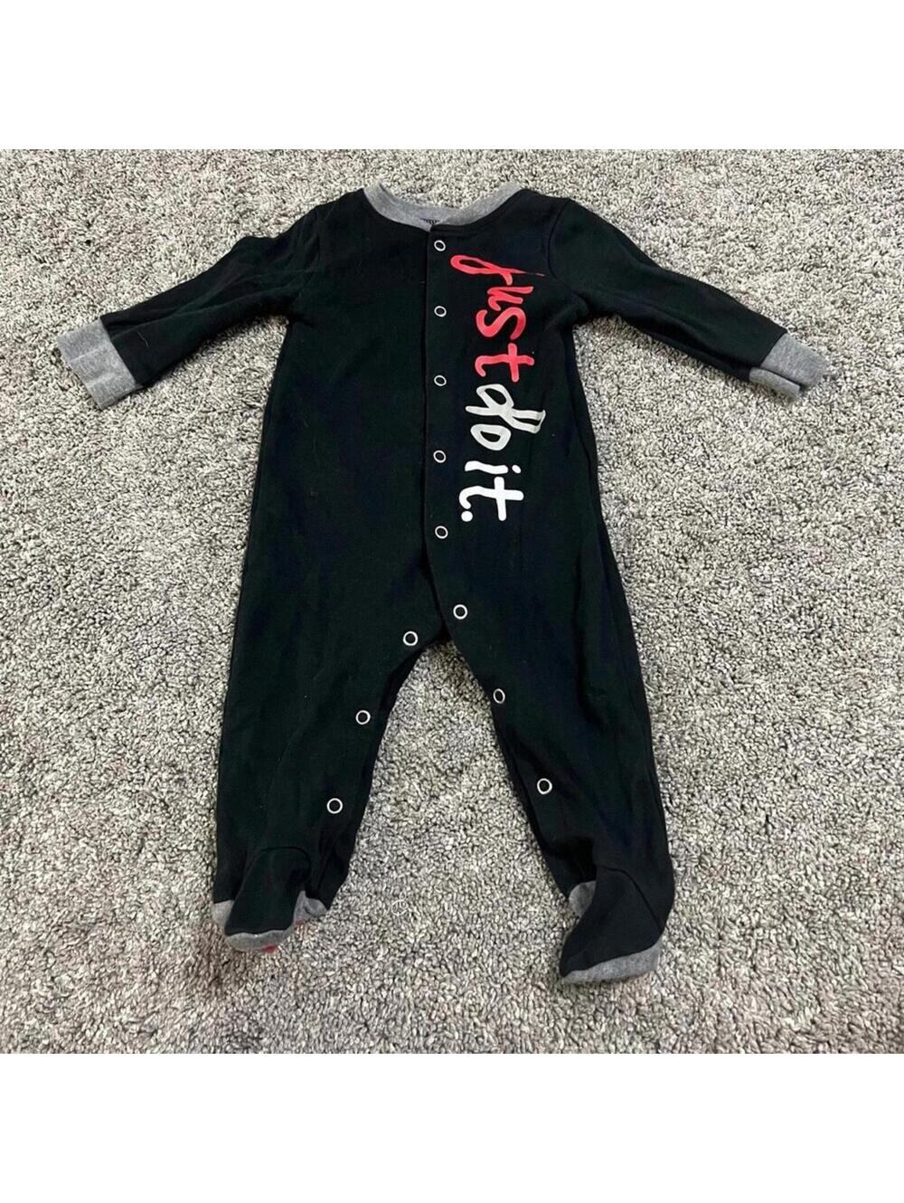 Nike Baby Unisex Black Snap PJs size 6 months
